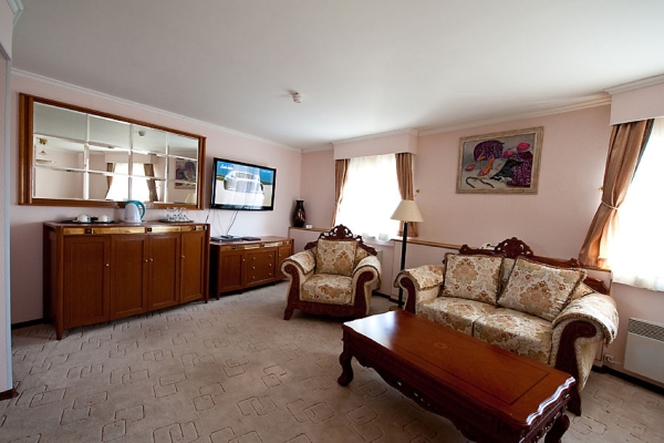 Acfes-Seiyo Hotel (Vladivostok)